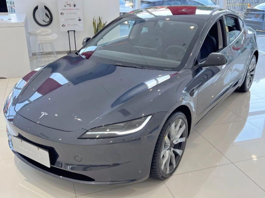 特斯拉Model 3焕新版，现在值得买吗？
