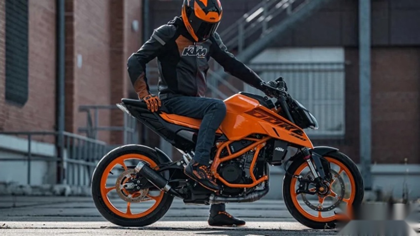 新车|橙色军团性能升级:2024款KTM 390 DUKE动力性能优化