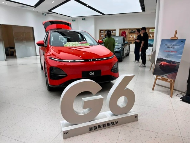 又见1024：“臭搞技术”的小鹏，终于否极泰来？