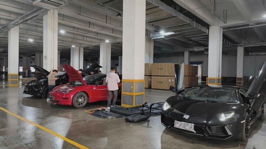 曝雅迪工厂拆解特斯拉、兰博基尼等车，雅迪汽车要来了吗？