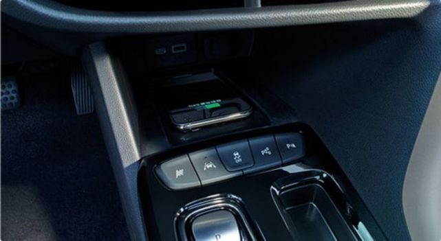 纯电小型SUV，除了新势力还有传统车企别克微蓝7，17.98万起售