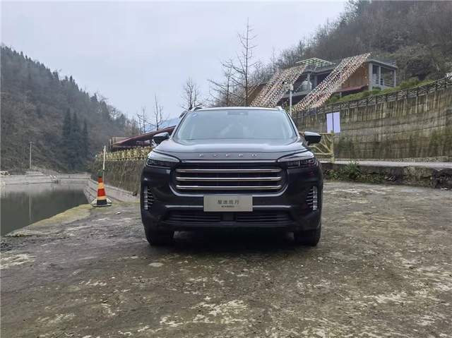 试驾星途揽月400T，豪华感符合定价，动力和舒适是亮点