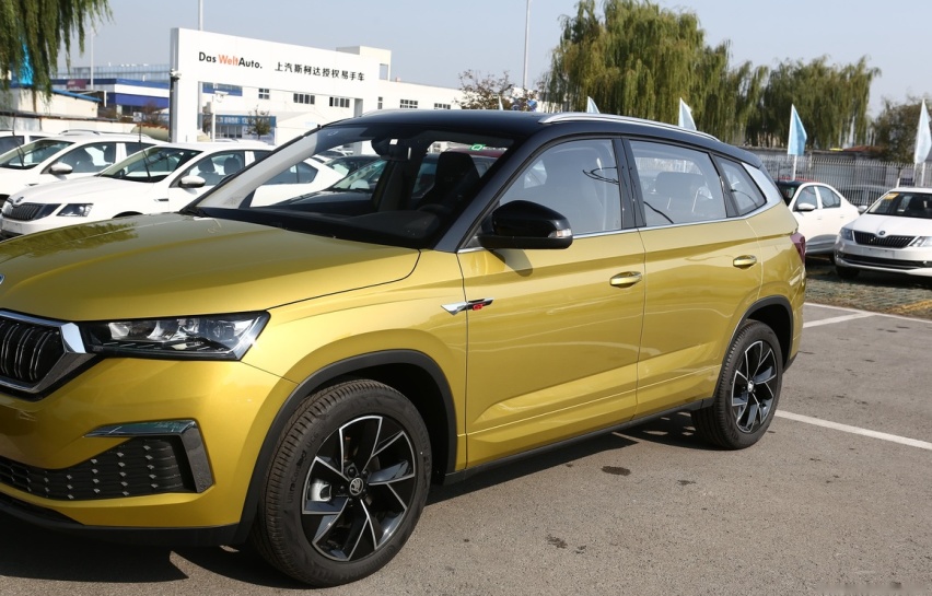 最厚道的德系SUV，入门就配8寸大屏，油耗5.8L，不足9万
