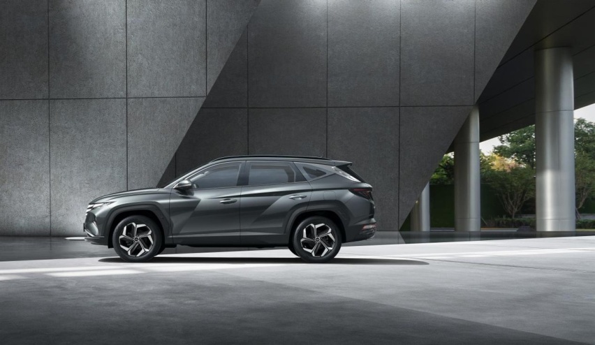硬核高能SUV，第五代 途胜L 8AT车型，黄金动力组合隆重登场！