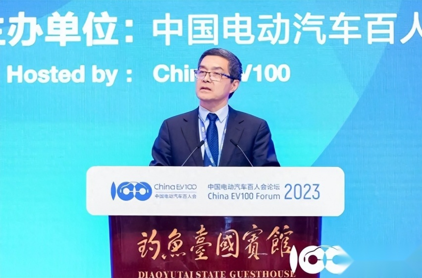 增程式是简化版的插电式混合动力？详解比亚迪DM-i超混系统