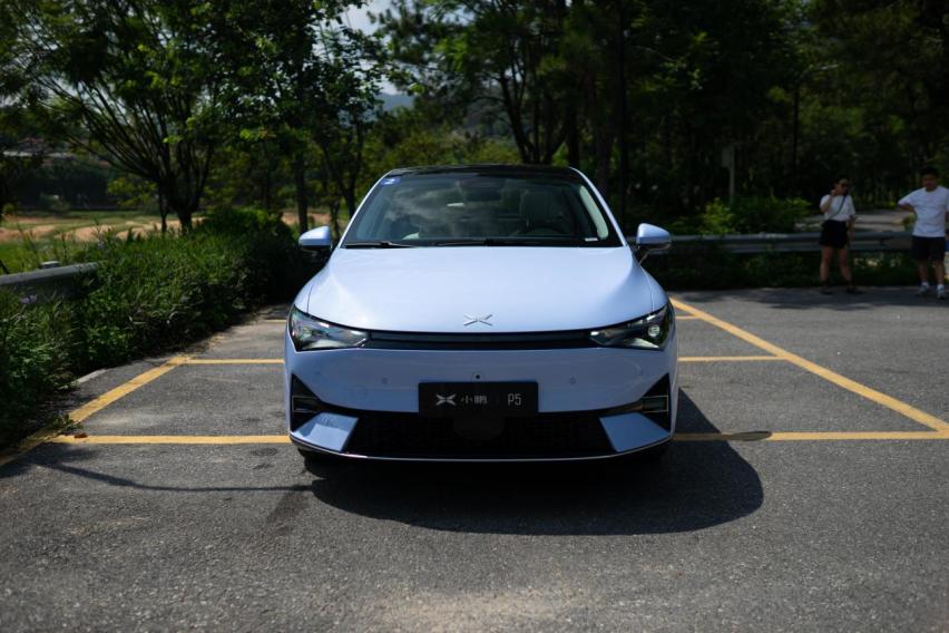 抢鲜试驾小鹏P5 全球首款搭载激光雷达量产智能车