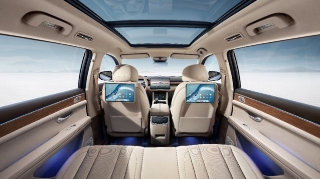 25万以内最好的SUV！ AITO问界新M7大五座亮相沈阳十一国际车展