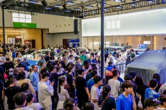 天津五一车展丨吉利中国星双车加新上市