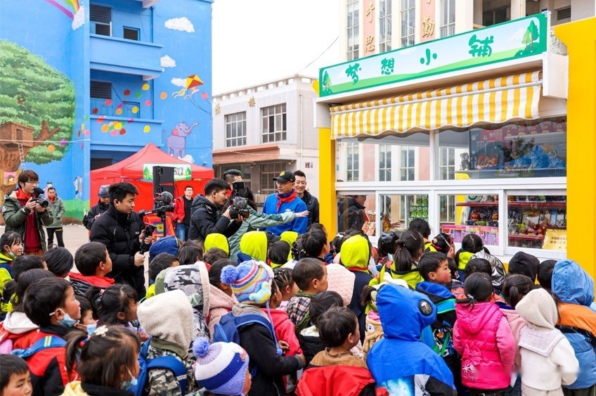 投入近1亿元，捷豹路虎八年公益路系列纪录片《选择》正式上线