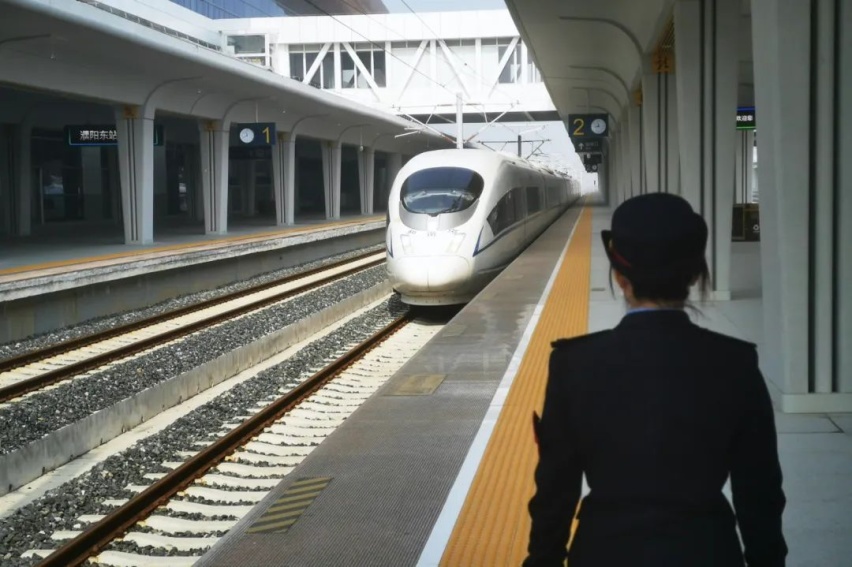 新小康时代我们为什么需要北汽制造锐胜王牌MPV？