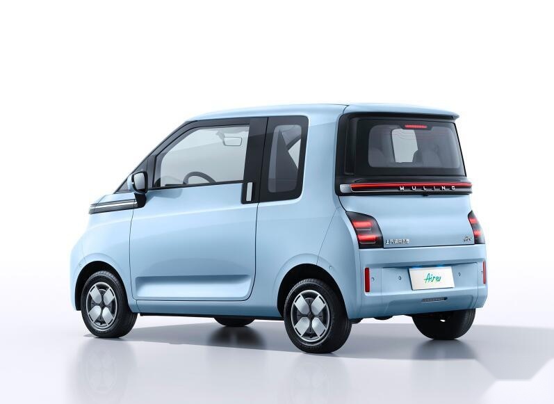 五菱Air EV晴空12月5日上市 或售7.58万起 续航300km