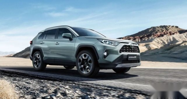 都是狠角色，RAV4荣放、探界者、天逸，谁更值得选择？