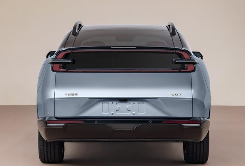 长安启源E07溜背跨界SUV，是科技感还是怪？