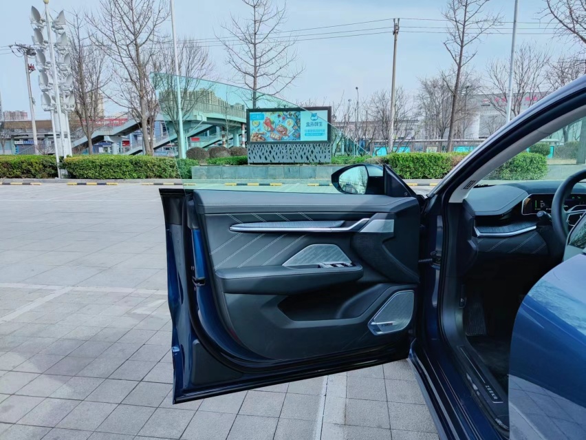 老男孩的 Dream car，极氪 001 试驾报告