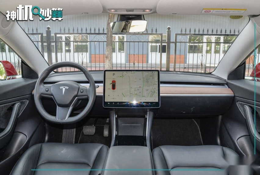 超大屏幕真的好用吗？ 特斯拉Model 3车机系统体验