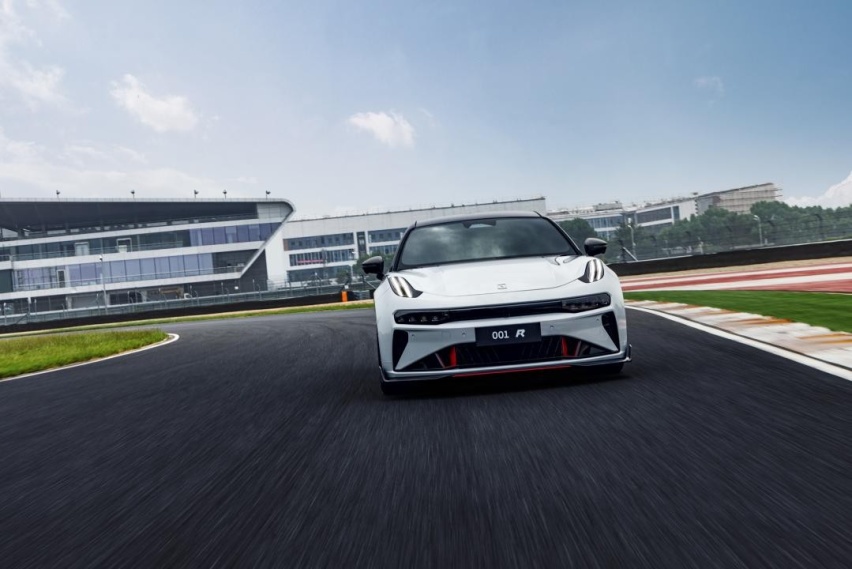 极氪001 FR浙赛挑战快报！中国品牌首次跻身赛道圈速榜TOP 20