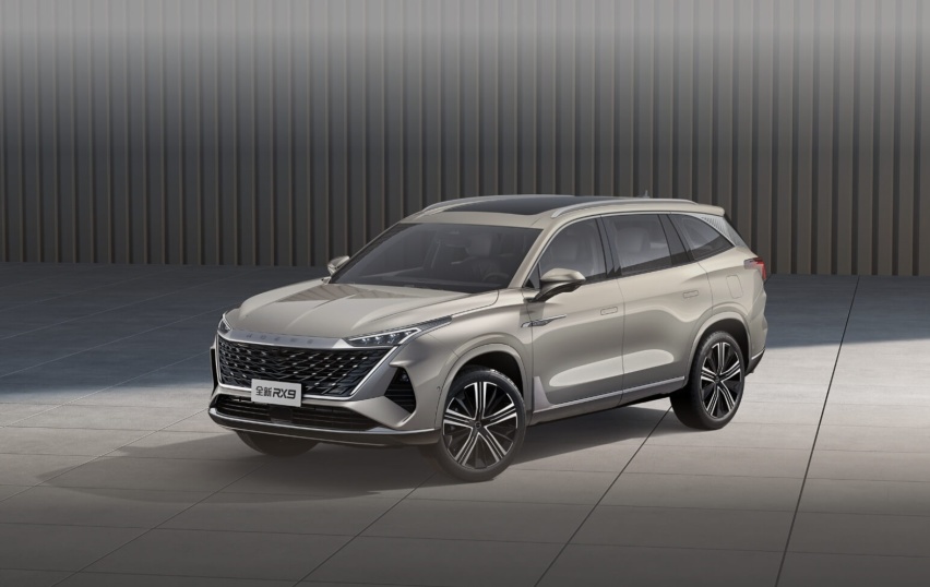 6座中型SUV！荣威RX9售价17.58万起 怎样选最划算？