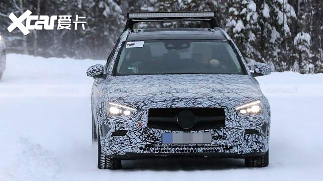 AMG C63明确四缸混动,内饰升级,全新奔驰C级旅行车谍照