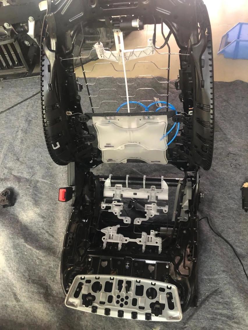19款奔驰AMG GT50改装23P驾驶辅助系统和前排座椅记