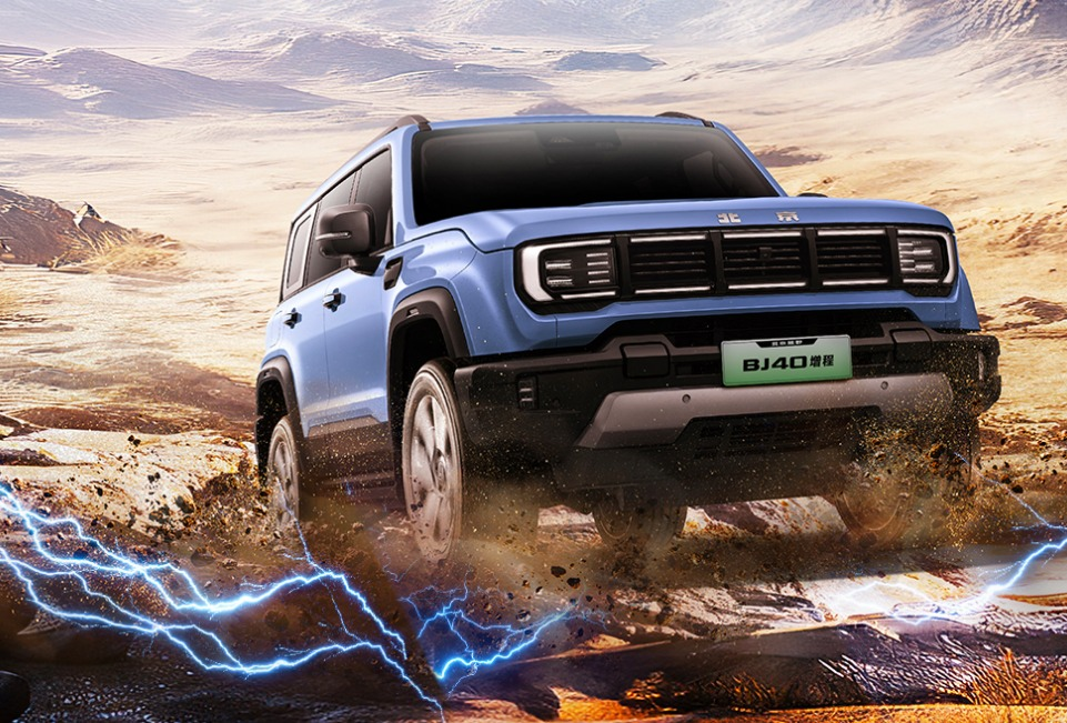 Ӳ�ɻ��ԽҰ�p�ی��Q������ԽҰBJ40����VS̹��300Hi4-T�l������