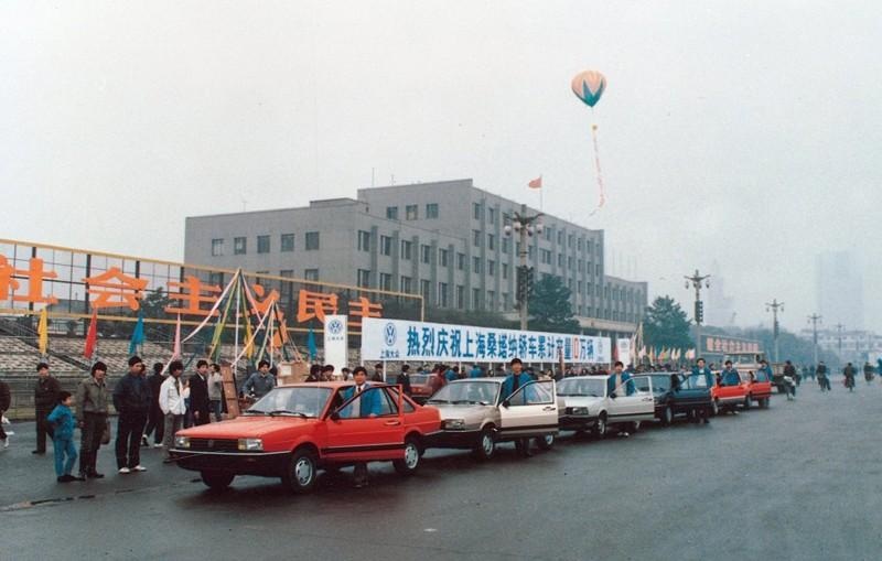 口碑铸就品牌,长久磨练技艺!桑塔纳:上汽大众的高光与情怀