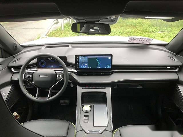 人类高质量运动SUV 深度试驾哈弗H6S