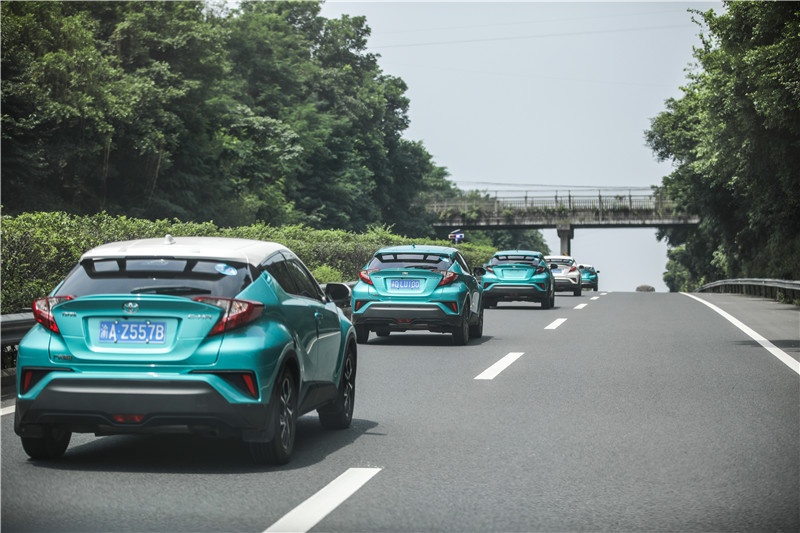 外观个性、动力十足——山城重庆试驾丰田C-HR