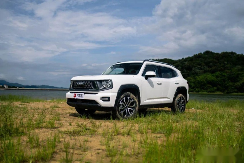 15万预算还想买后桥带锁的SUV？我提了这台同级唯一之选