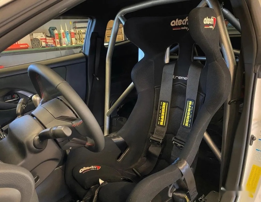 把宝马换成丰田GR Yaris，起因竟是为了一套宽体？