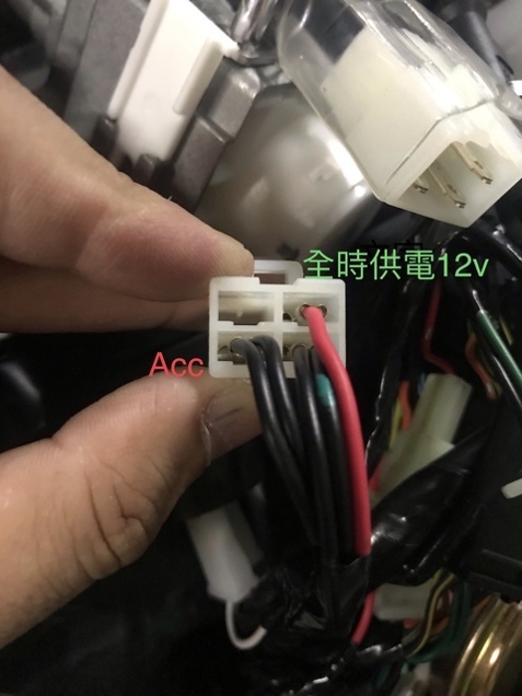 新买的踏板，迫不及待的先安装行车记录仪