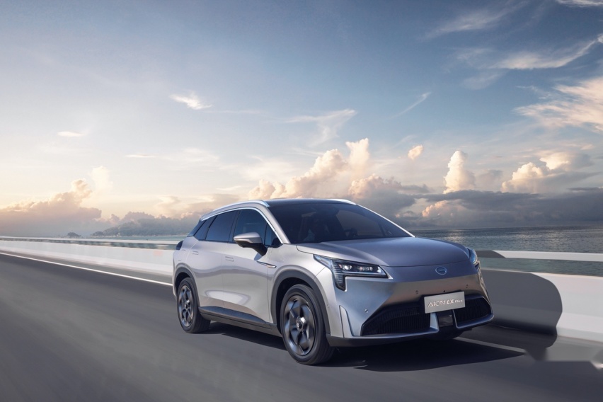 工信部首个续航超1000km的车子 埃安LX PLUS亮相车展