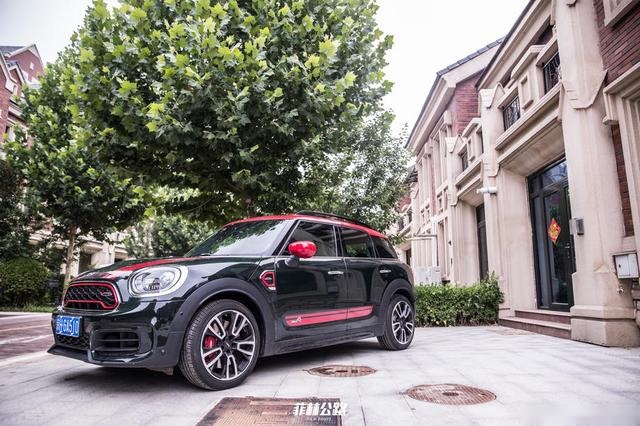 「菲常体验」从你的全世界走过 MINI COUNTRYMAN JCW