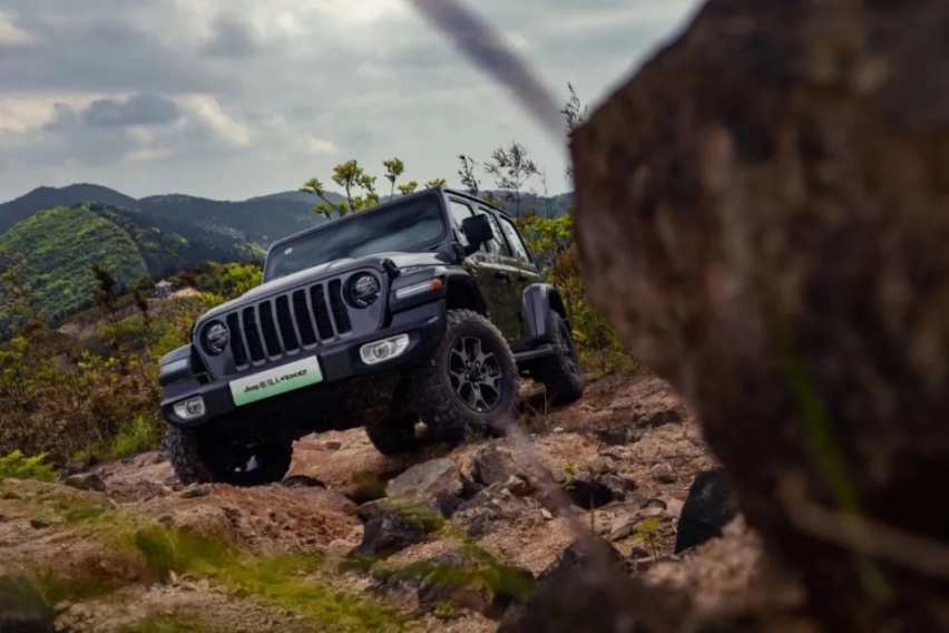 重庆车展前瞻——Jeep牧马人4xe，挂绿牌的硬派越野！