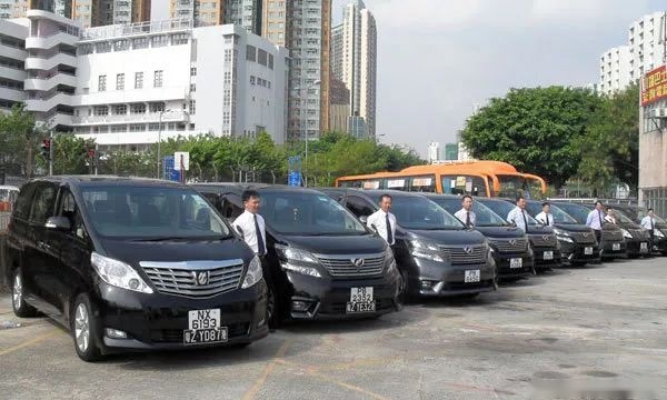 雷克萨斯LM：加40万不行？那就60万