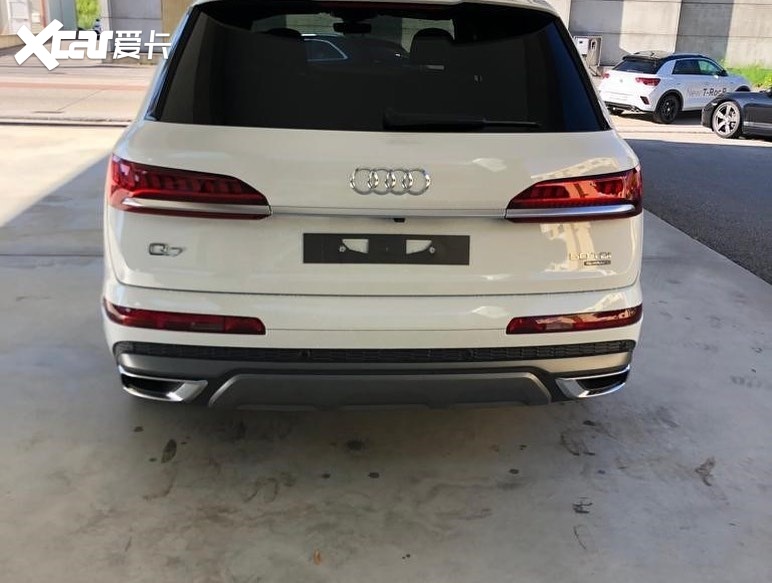 精致大气的设计 新款奥迪Q7实车