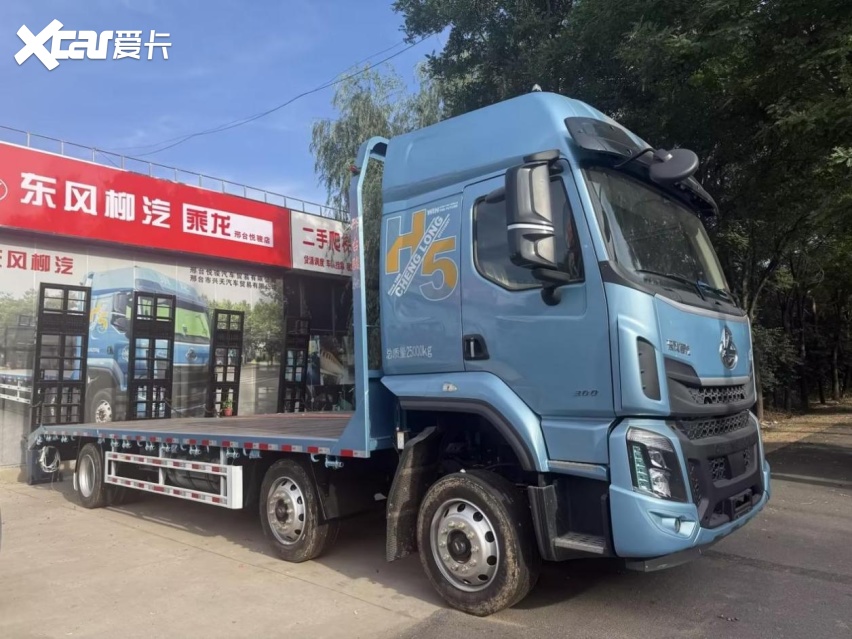 乘龙H5 6×2平板运输车：玉柴黄金动力加持 助您高效创富