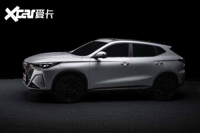 欧尚X5 PLUS携欧尚X5经典款正式上市，售价区间8.89万-11.