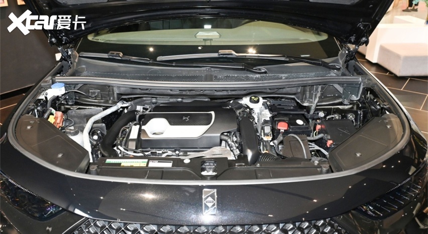 全车增加特殊标识 DS 7卢浮典藏版你爱了吗？