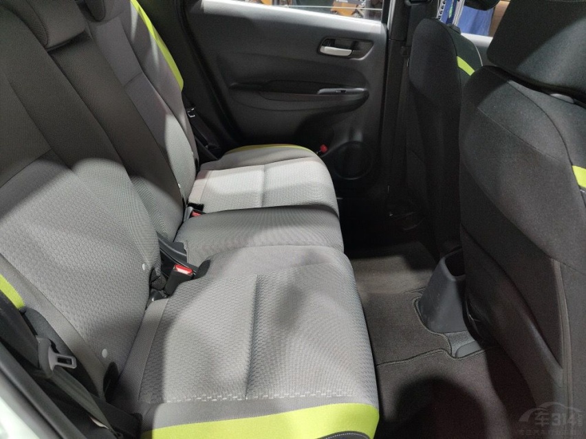 10万出头的家用代步车 选本田飞度就对了