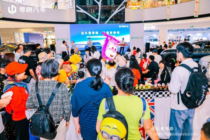 绽放纯电+增程双动力之美，我们看看零跑15-20万的选车标准