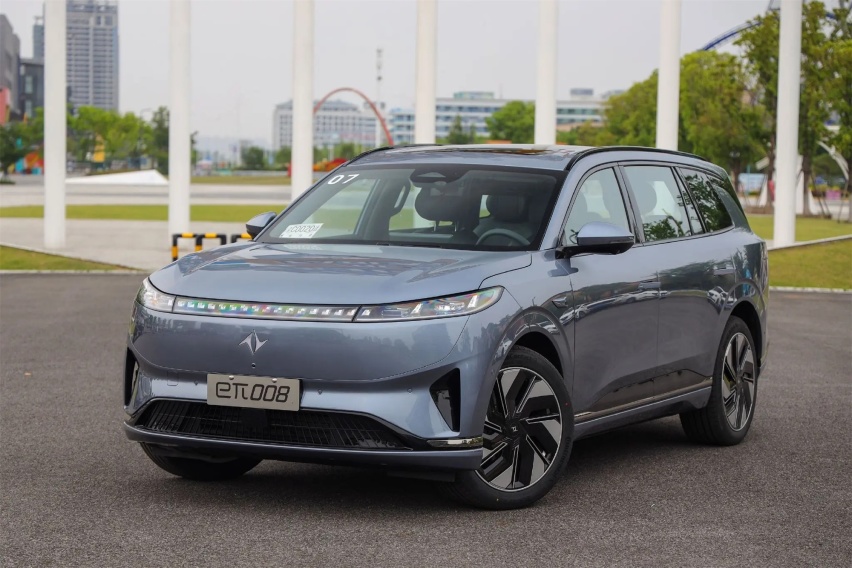 预售20万起，6座布局，东风奕派eπ008要做中大型SUV“搅局者”？