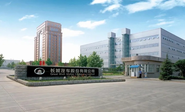 车圈巨头“开战”！长城实名举报，比亚迪正面回击