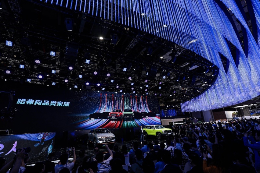 超级网红中国哈弗 2021上海车展一枝独秀