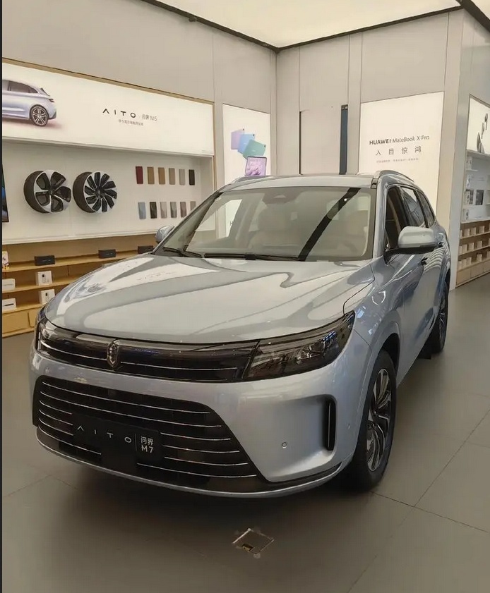 你买对了么？4月中大型SUV销量公布，只有1家销量破万，问界M7丢冠