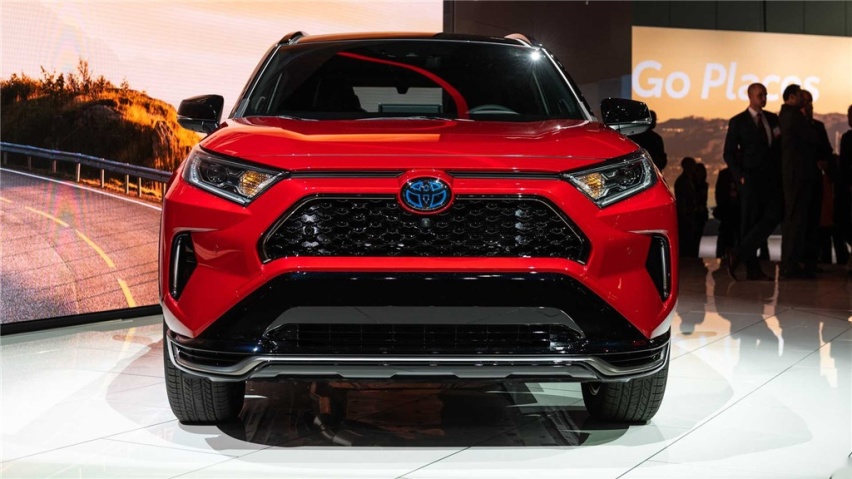 纯电续航达63km RAV4荣放插电混动版或亮相广州车展