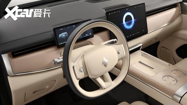 20 万级六座 SUV 座舱横评，鸿蒙座舱搭配 OTA 迭代体验亮眼