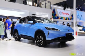 小鹏汽车的2020北京车展：多项服务计划公布，飞行汽车技惊四