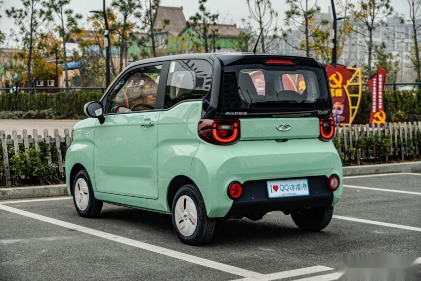 五菱宏光MINIEV“终结者”，QQ冰淇淋2.99万起售