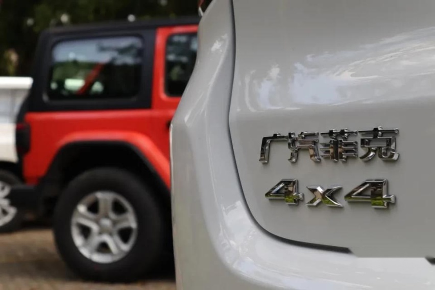 试驾新Jeep指南者四驱:你们管这叫中期改款?