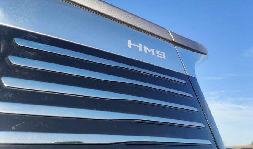 红旗HM9无伪装实车曝光 7座布局车长超5米